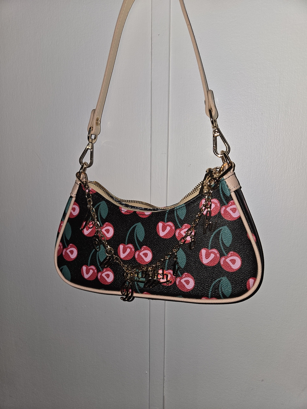 Von Dutch Cherry Print Shoulder Bag - Black/Pink